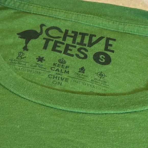 keep calm and chive on size small green short sleeve t-shirt unisex - Picture 3 of 4